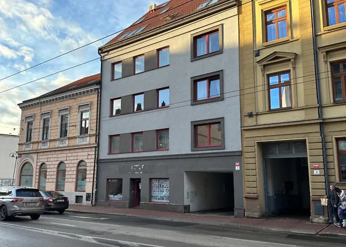 Апартаменты City Center Free Private Parking